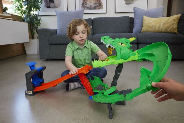 Hot Wheels Monster trucks dráha dračia skaza