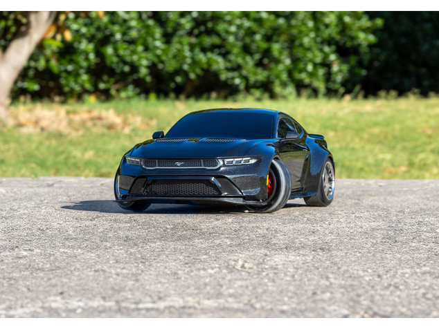 Traxxas 4-Tec Drift Ford Mustang 1:10 RTR čierny