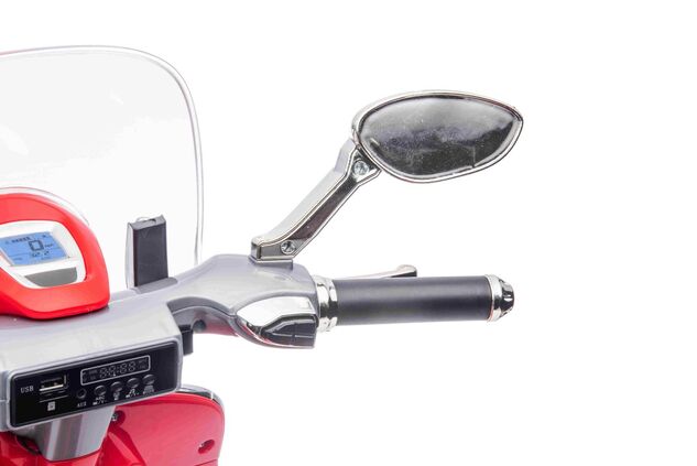 Elektrická motorka Vespa 946 aj so spätným chodom, červené, s pomocnými kolesami