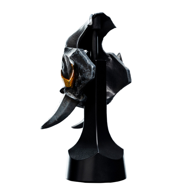 Weta Workshop Warhammer: Age of Sigmar - Orruk Ardboy Sisak Replika