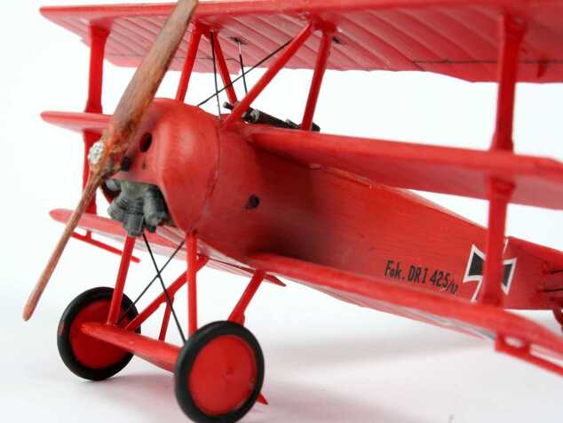 Starter Kit repülőgép 74116 - Fokker DR.1 Triplane (1:72)