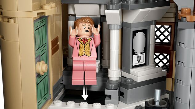 LEGO® Harry Potter™ 76473 Rokfortský hrad: Východné krídlo