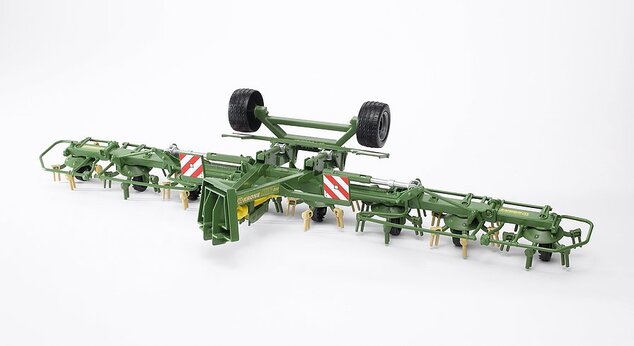 Bruder 02224 Obracač sena KWT 8.82