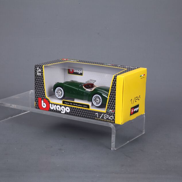 Bburago 1:24 Jaguar XK 120 Roadster (1951) Grün