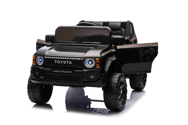 Elektrické autíčko Toyota Landcruiser 12V, čierne, široké jednomiestne sedadlo, 2,4 GHz di
