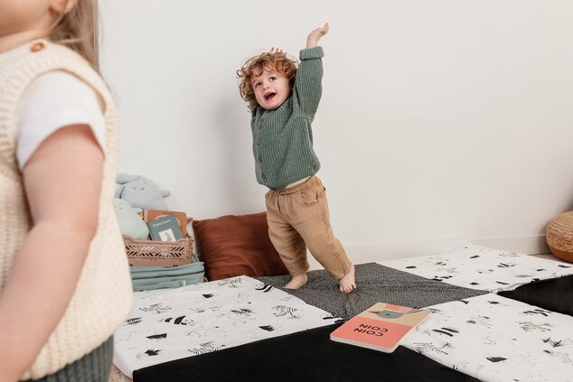 Tappetino da gioco pieghevole imbottito per bambini 5 in 1, Black&amp;White