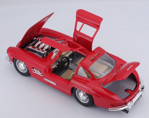 Bburago 1:24 Mercedes Benz 300SL Rot