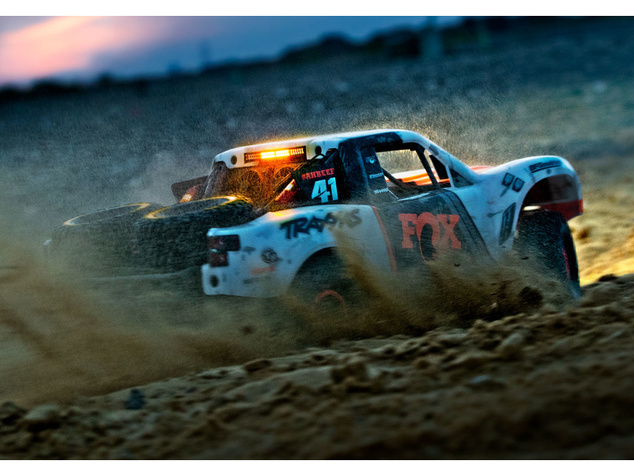 Traxxas Unlimited Desert Racer 1:8 RTR Rigid