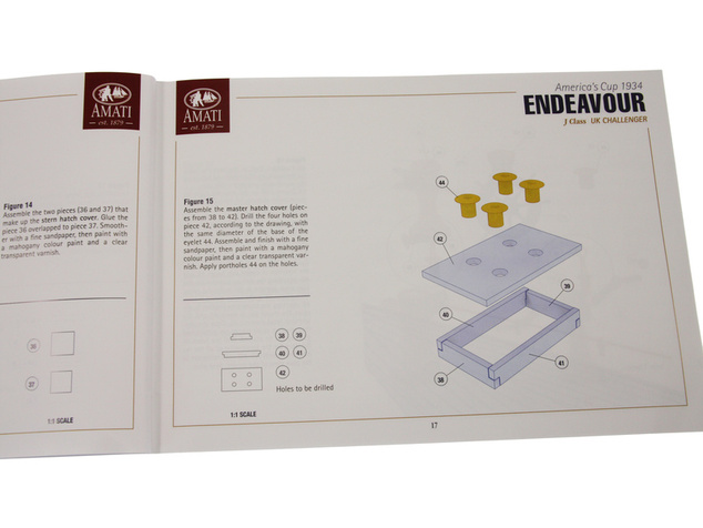 Barca a vela AMATI Endeavour 1934 1:80 kit con scafo finito