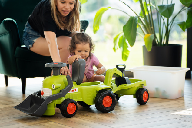 Falk odrážadlo/chodítko traktor s nakladačom, bágrom a vlečkou 912N Class