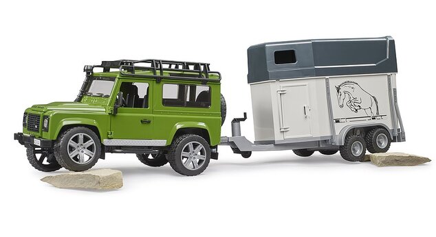 Bruder 02592 Land Rover Defender s prepravníkom na koňa a koníkom