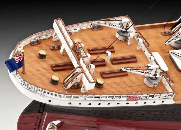 Gift-Set 05715 - R.M.S. Titanic - 100th anniversary edition (1:400)