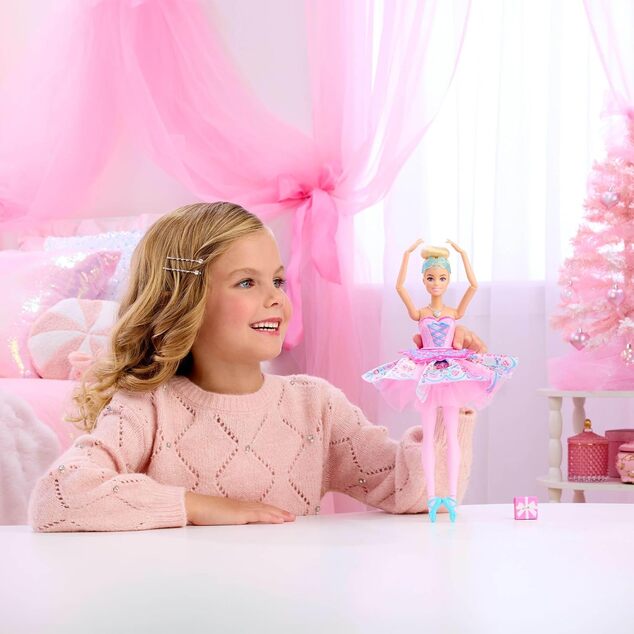 Mattel Barbie Diótörő balerina Clara váltakozó tütü szoknyával
