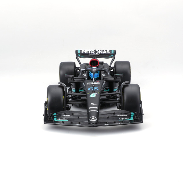 Bburago 1:24 Formula F1 Mercedes-AMG Petronas W14 E Performance(2023) nr.63 George Russell
