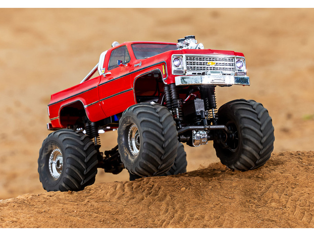 Traxxas TRX-4MT Chevrolet K10 1979 1:18 RTR červený
