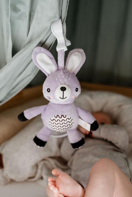 Zajačik babyted naťahovací plyš 30cm záves na postieľku/kočík