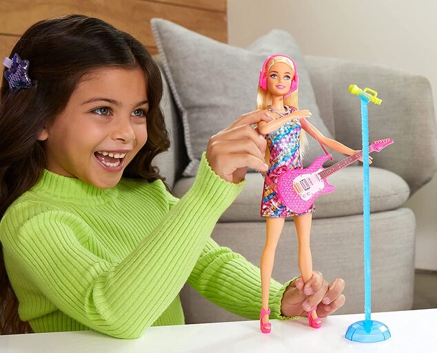 Mattel Barbie DHA speváčka so zvukmi GYJ23