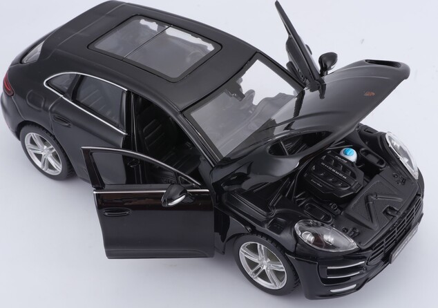 Bburago 1:24 Plus Porsche Macan Schwarz