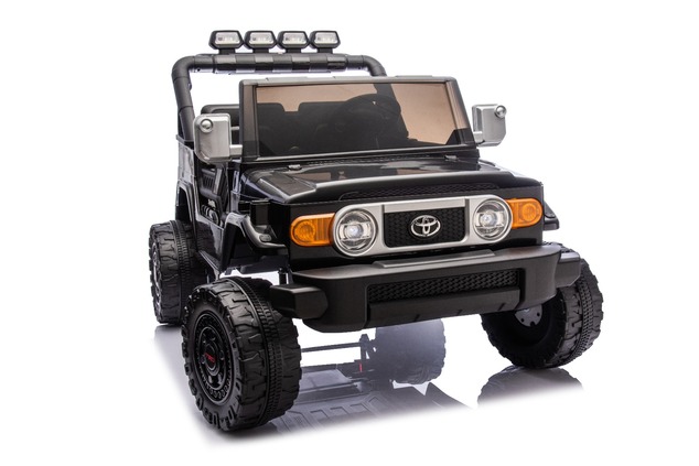 Elektrické autíčko Toyota FJ Cruiser XXL s pohonom 4x4, licencované (Dvojmiestne), čierne,