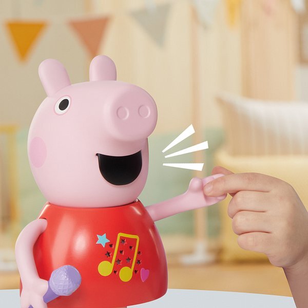 HASBRO - Prasiatko Peppa Pig hovoriaci a spievajúci