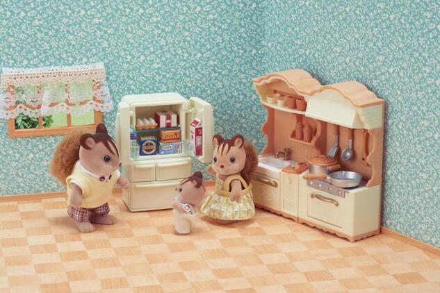 Sylvanian Families Set - kuchynská linka s chladničkou