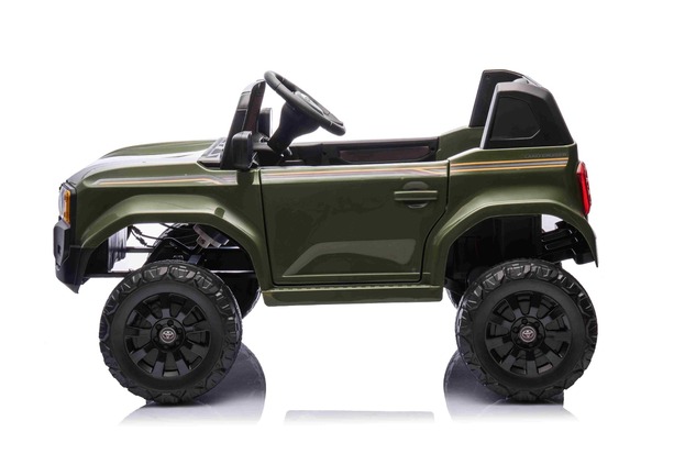 Elektrické autíčko Toyota Landcruiser 12V, vojenské zelené, široké jednomiestne sedadlo, 2