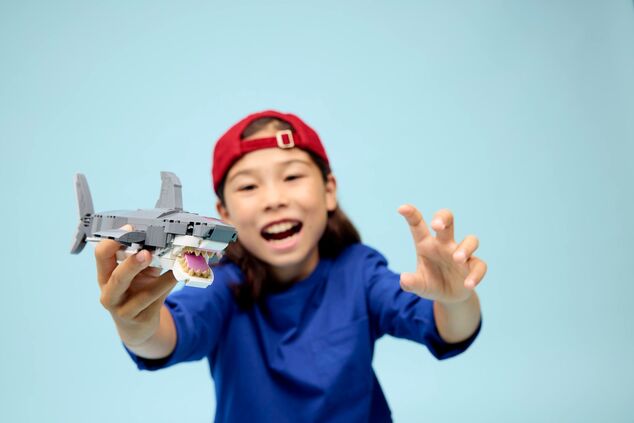 LEGO® Creator 3 v 1 31381 Divoký žralok a truhlica s pokladom