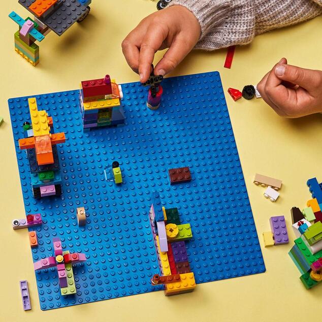 LEGO® Classic 11025 Modrá podložka na stavanie
