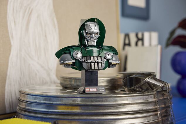 LEGO® Marvel 76345 Busta del Dottor Destino
