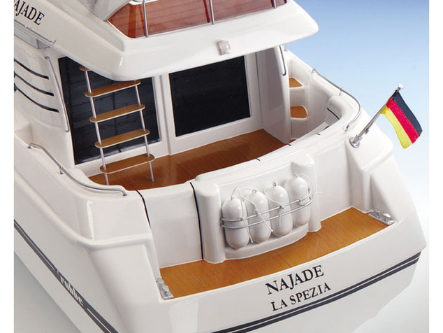 ROMARIN Motoryacht Najade Bausatz