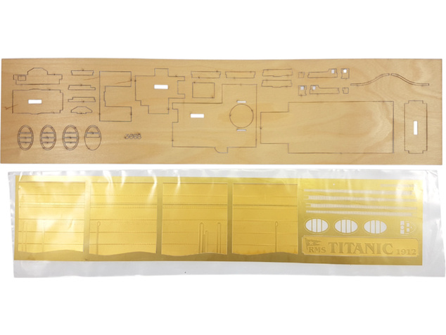 AMATI R.M.S. Titanic 1:250 kit (verzia 2025)