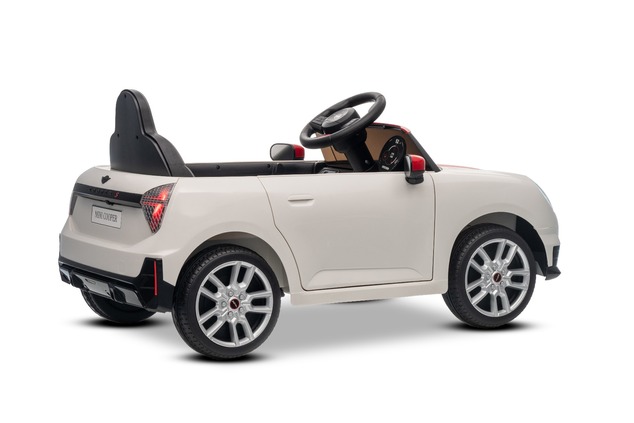 Elektrické autíčko BMW Mini Cooper 12V, biele, USB Vstup s Bluetooth pripojením na MP3 Pre
