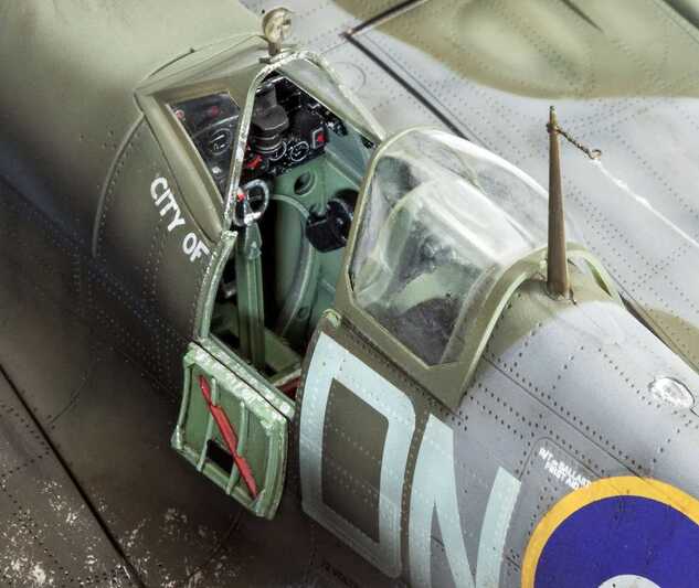 ModelSet letadlo 63927 - Supermarine Spitfire Mk.IXc (1:32)