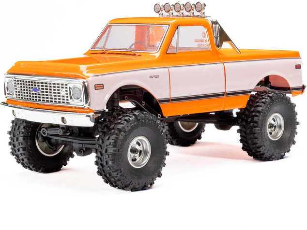 Axial SCX24 Chevrolet C10 1971 1:24 4WD RTR oranžni