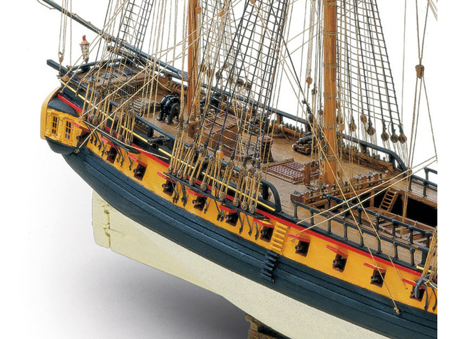 MAMOLI HMS Surprise 1796 1:75 kit