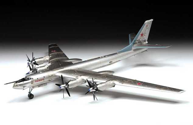 Model Kit letadlo 7038 - Tu-95 Soviet turboprop strategic bomber (1:144)