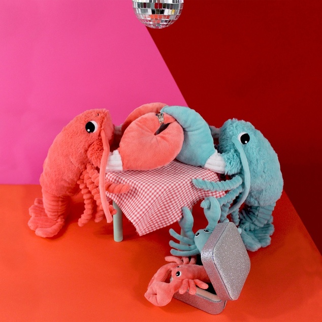 PTIPOTOS Plüsch-Hummer Iloveyou korallenrot - Mama mit Baby