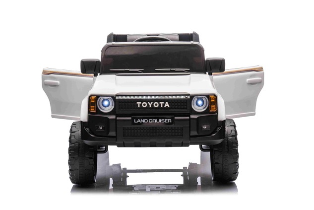 Elektrické autíčko Toyota Landcruiser 12V, biele, široké jednomiestne sedadlo, 2,4 GHz dia