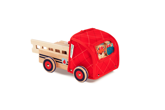 Lilliputiens - drevený hasičský automobil a nosorožec Marius