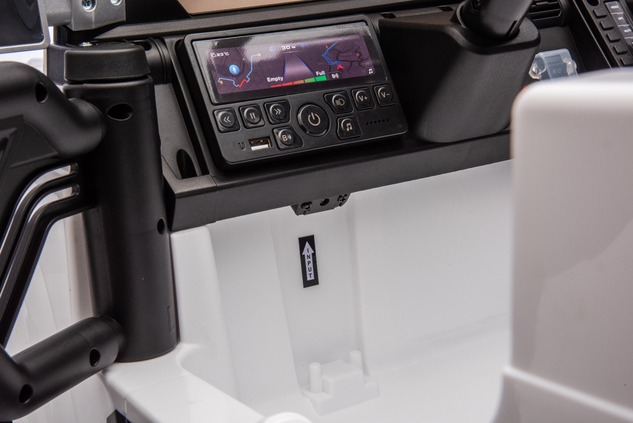Elektrické autíčko Toyota FJ Cruiser XXL s pohonom 4x4, licencované (Dvojmiestne), biele,