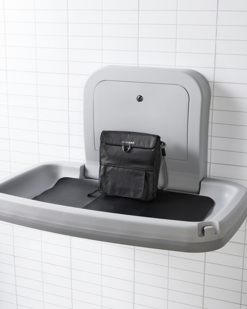 SKIP HOP Tappetino fasciatoio da viaggio Clean Slate Black