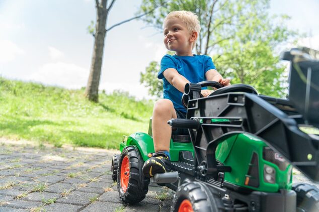 Falk Supercharger šliapaci Traktor Veľký s otváracou kapotou a vlečkou zelený