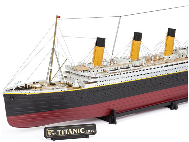 AMATI R.M.S. Titanic 1:250 kit (verzia 2025)