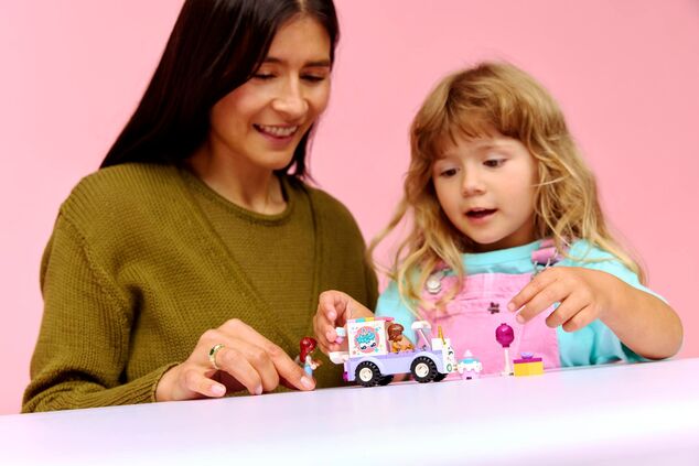 LEGO® Friends 42675 Jednorožie donáškové auto s tortou