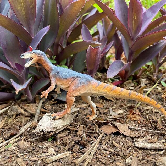 Safari® Cryolophosaurus dinosaurus
