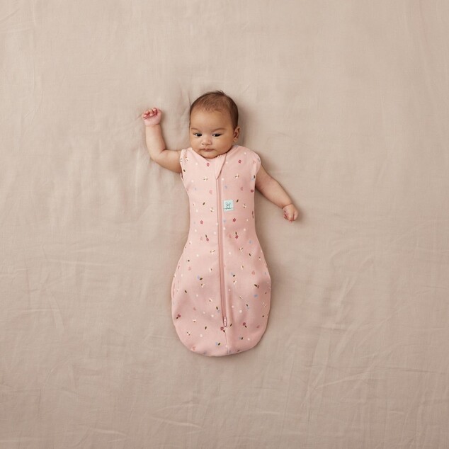 ERGOPOUCH Zavinovačka a vak na spaní 2v1 Cocoon Daisies 6-12 m, 8-10 kg, 1 tog