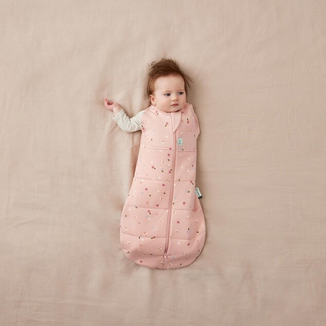 ERGOPOUCH Zavinovačka a vak na spaní 2v1 Cocoon Daisies 6-12 m, 8-10 kg, 2,5 tog