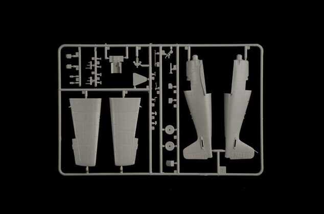 Model Kit repülőgép 91213 - F6F-3/5 Hellcat (1:72)