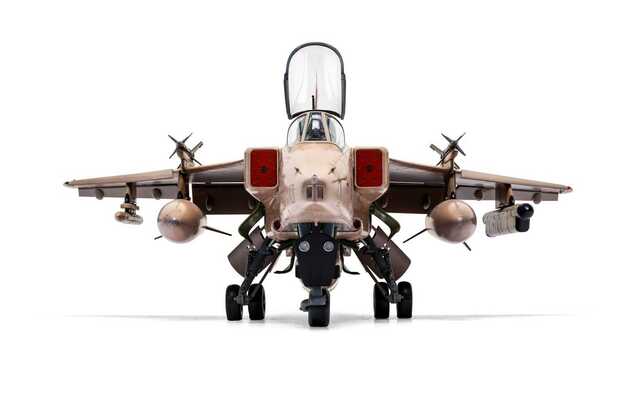 Classic Kit letadlo A11010 - SEPECAT Jaguar GR.1/GR.1A (1:48)