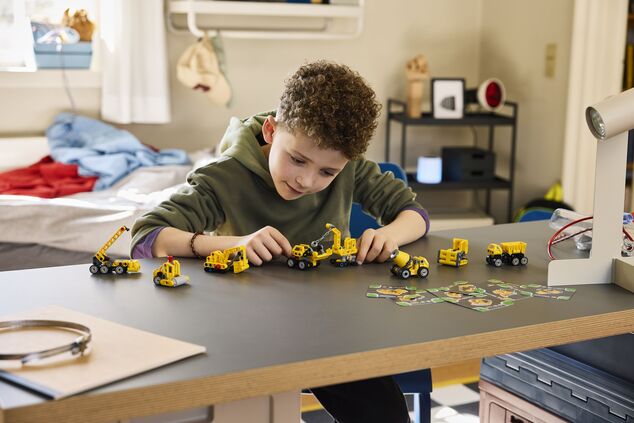 LEGO® Technic 42233 Močni stroji